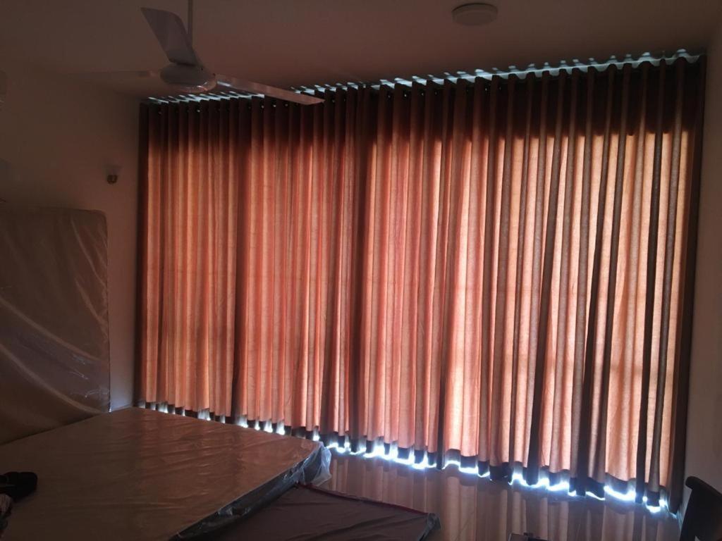 Aqua Vista Apartment Uswetakeiyawa Luaran gambar