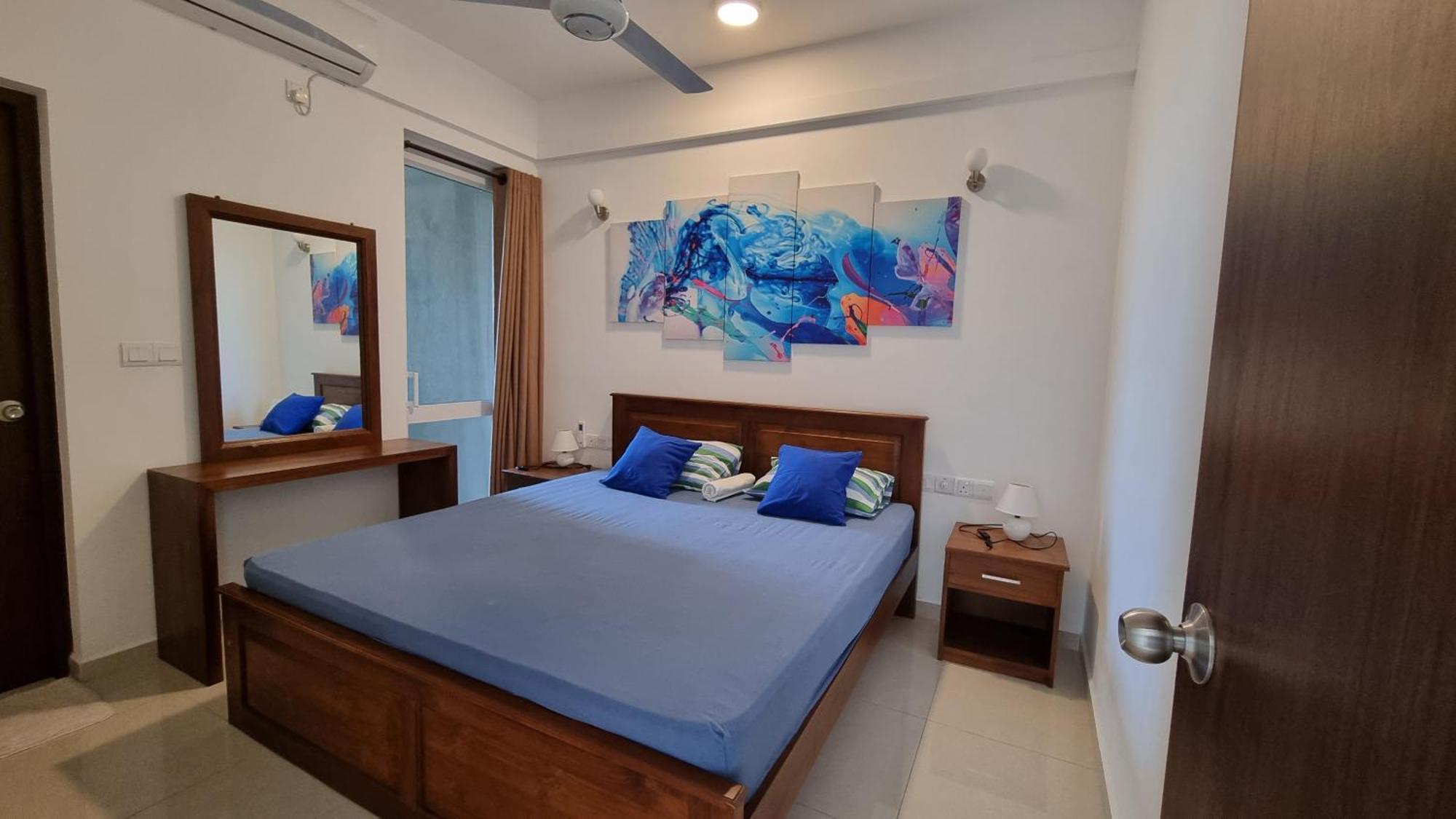 Aqua Vista Apartment Uswetakeiyawa Luaran gambar